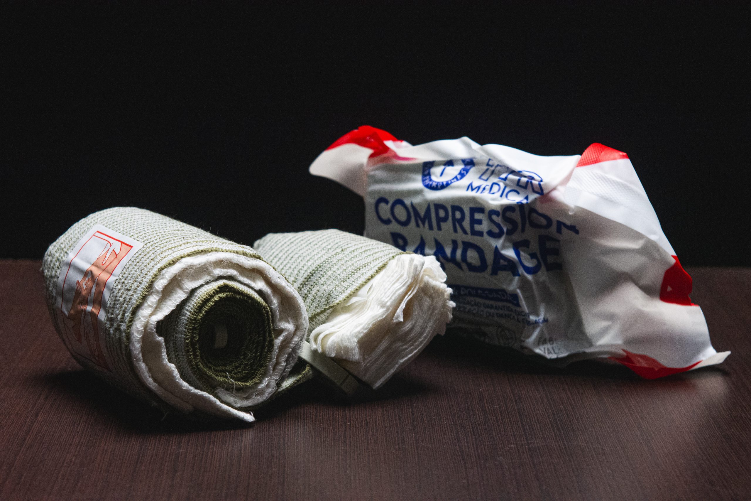 TYR Compression Bandage 4"